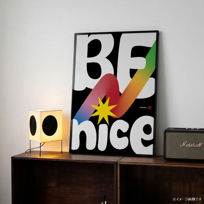 「BE NICE」タイポグラフィポスター