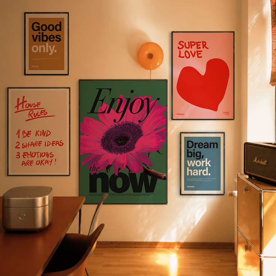 「Enjoy the Now」モダンフォトグラフィックポスター - Ink Jp