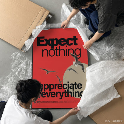 「EXPECT NOTHING」タイポグラフィポスター - Ink Jp
