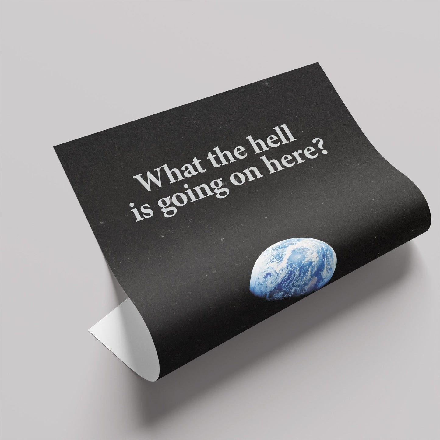 「What the Hell is Going On Here?」ミニマリストポスター - Ink Jp